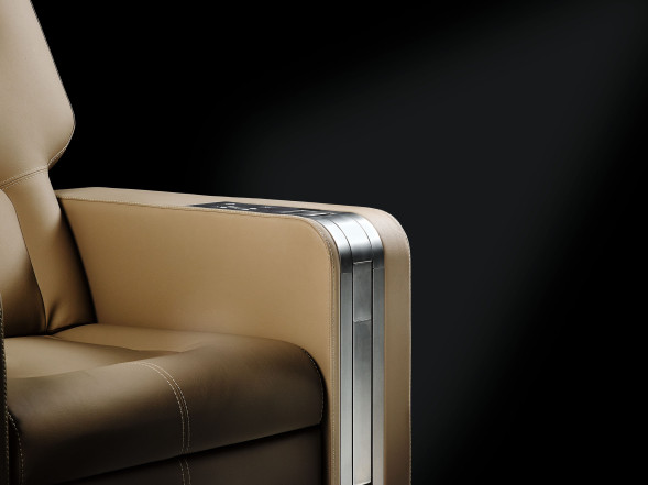 Моторизованный монитор для подлокотника Arthur Holm DynamicChairDisplay AH15DCDHD