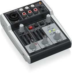 Аналоговый микшерный пульт Behringer XENYX 302USB