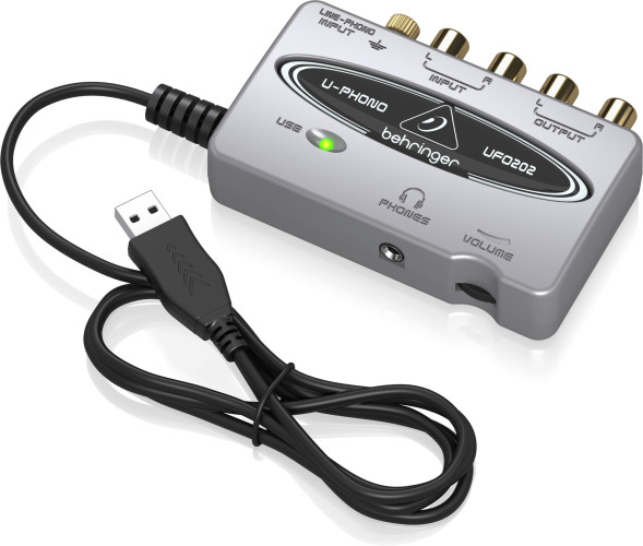 Аудиоинтерфейс Behringer UFO202