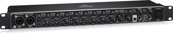 Аудиоинтерфейс Behringer UMC1820