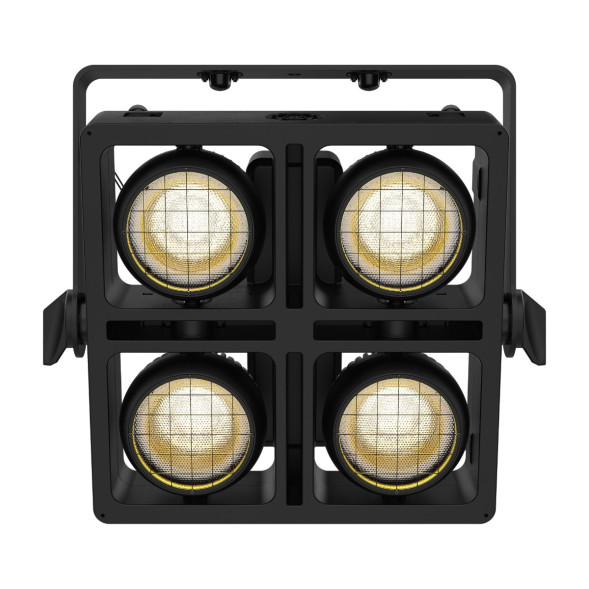 Блайндер Chauvet STRIKE Array 4