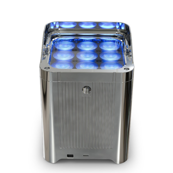 Аккумуляторный прожектор Chauvet WELL Fit X (комплект 6 шт. в кейсе-зарядке)