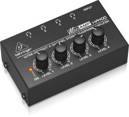 Усилитель для наушников Behringer MICROAMP HA400