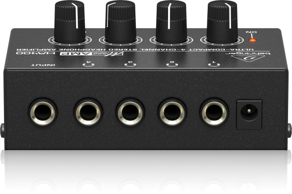 Усилитель для наушников Behringer MICROAMP HA400