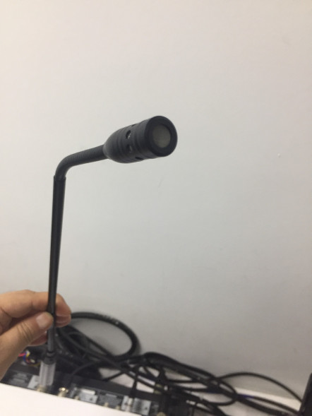 Микрофон на гусиной шее Behringer TA5212