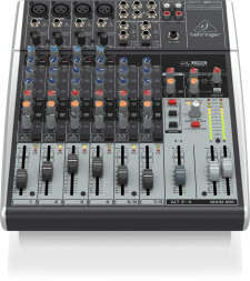 Аналоговый микшерный пульт Behringer XENYX 1204USB