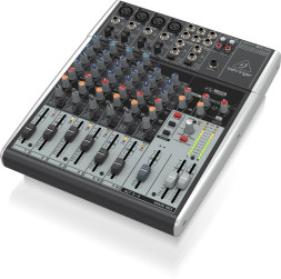 Аналоговый микшерный пульт Behringer XENYX 1204USB