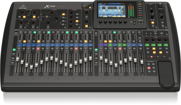 Цифровой микшерный пульт Behringer X32