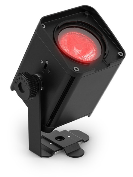 Аккумуляторные прожекторы Chauvet Freedom H1 IP ILS X4 (комплект 4 шт. в кейсе)